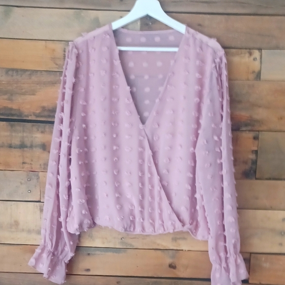 It's About Lola Boutique Blouse: - Picture 2 of 11